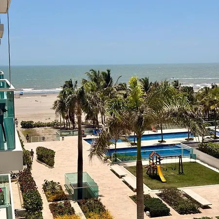 Espectacular Apto Con Vista Y Salida Directa Al Mar Apartamento